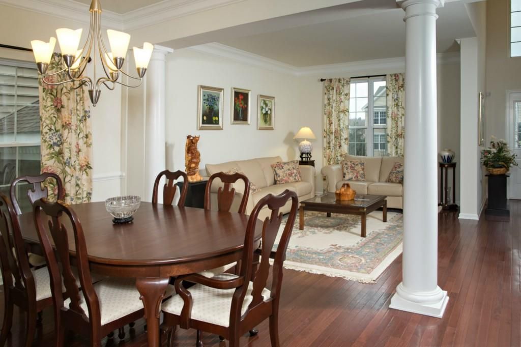 Chandelier, Dining room, Interior, Living room, Wood Texture Flooring