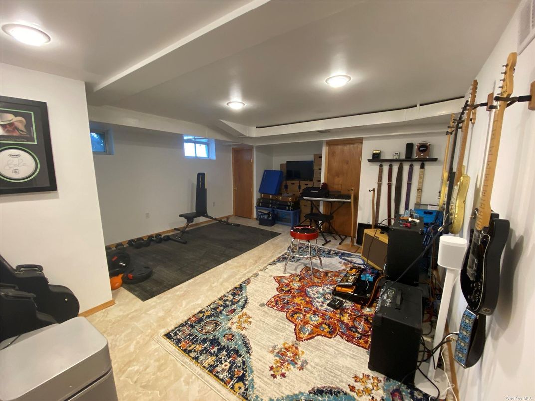 Fitness Equipment, Interior, Recessed Lighting