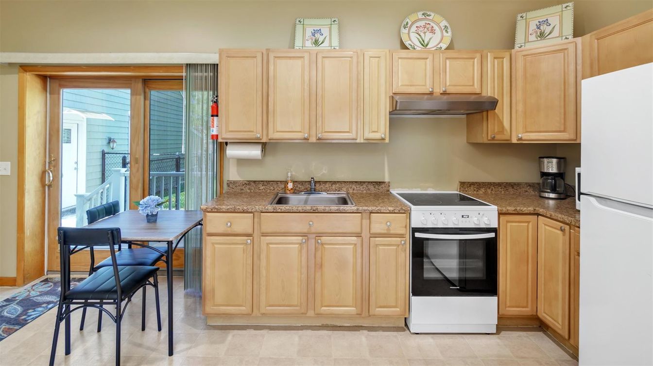 Dining room, Interior, Kitchen