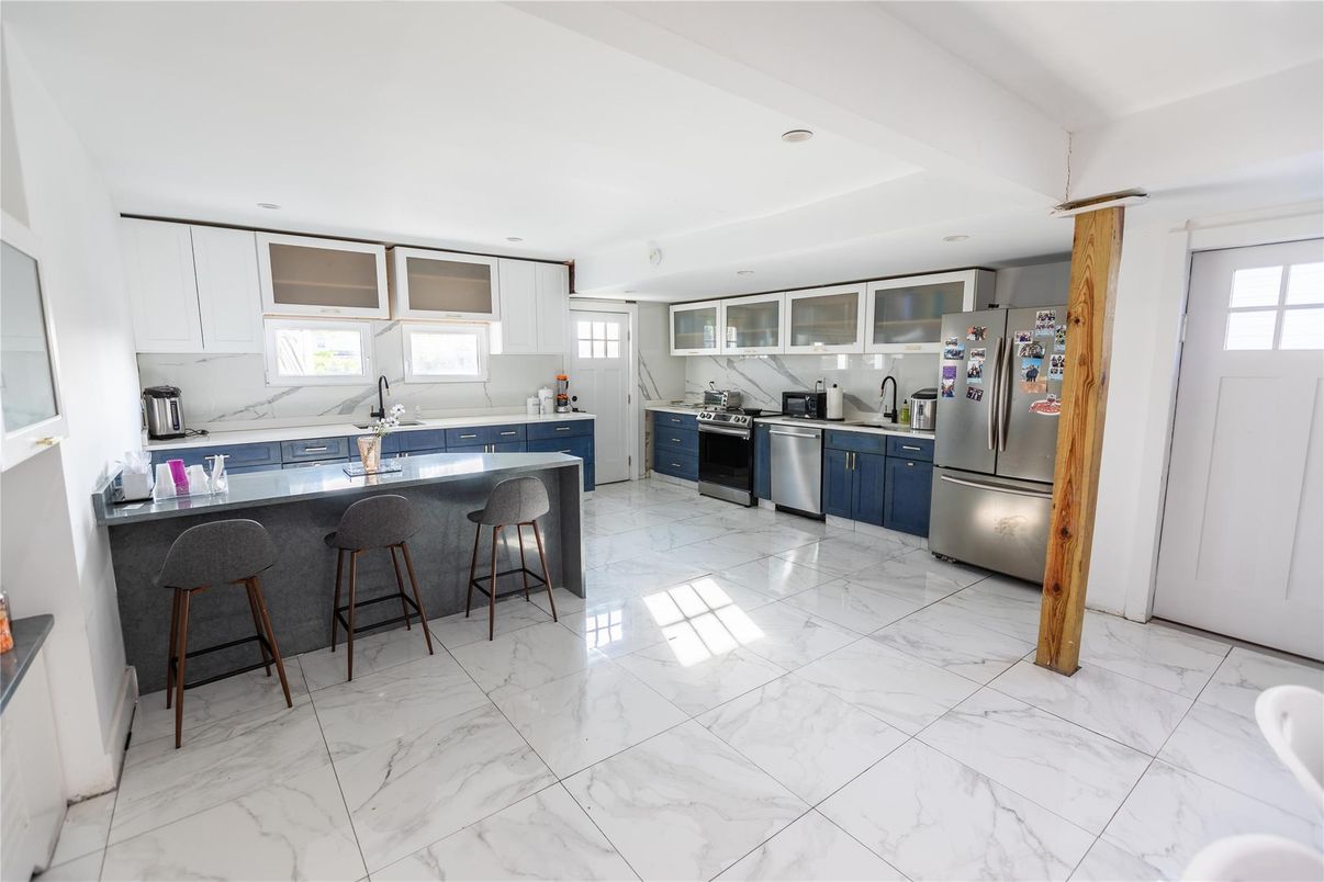 Interior, Kitchen, Marble, Recessed Lighting, Stainless Steel Appliances
