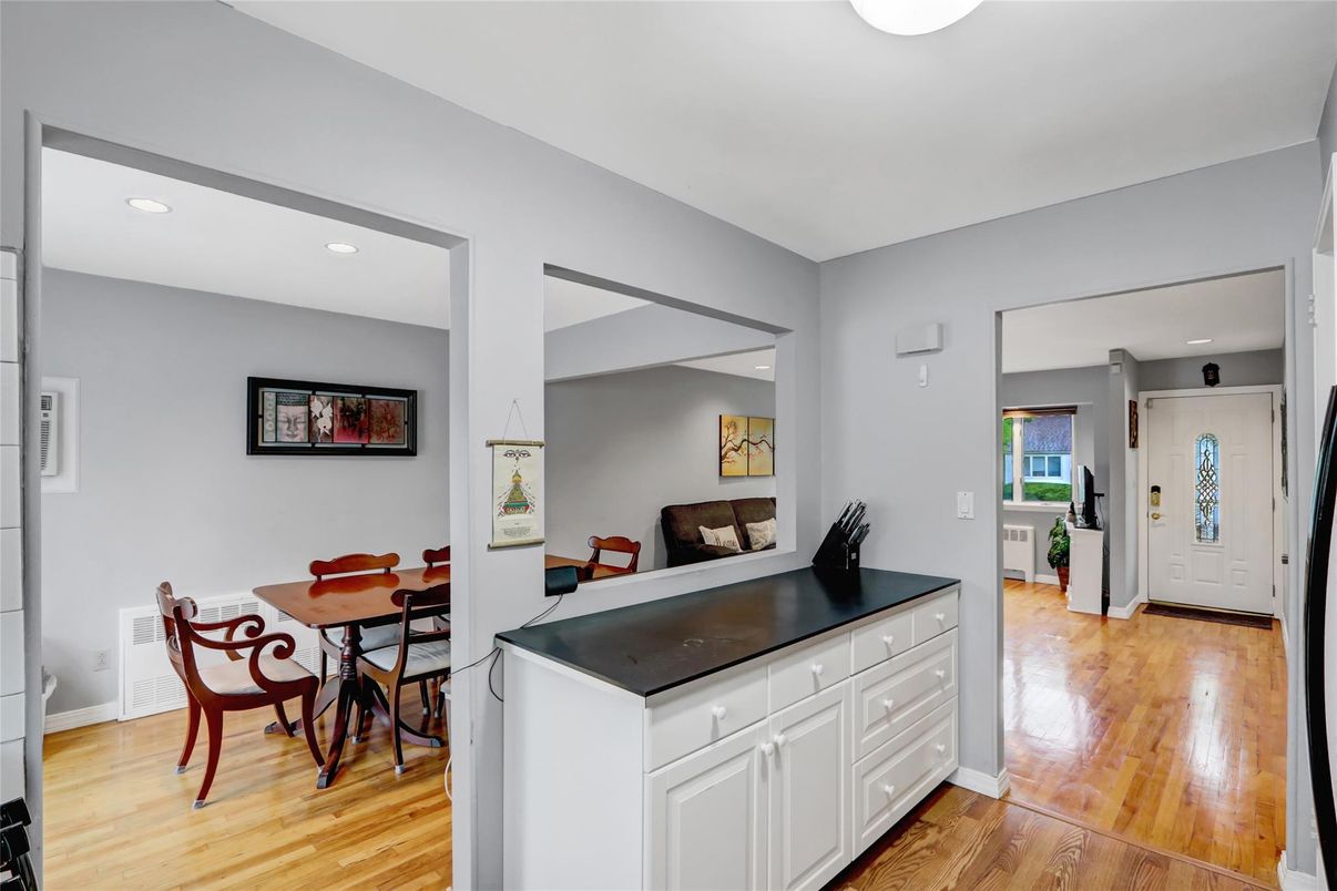 Dining room, Interior, Recessed Lighting, Wood Texture Flooring