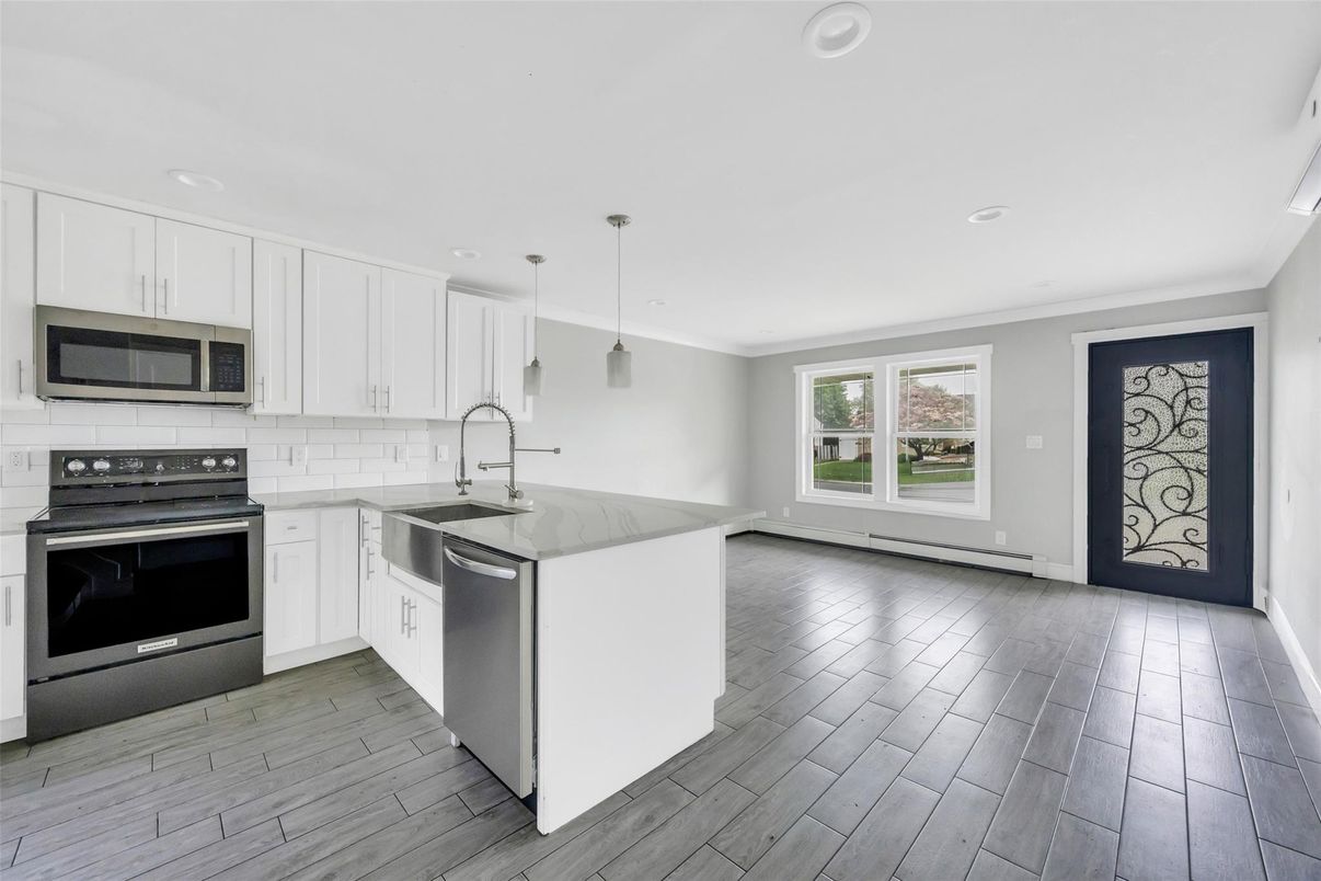 Interior, Kitchen, Pendant Lights, Recessed Lighting, Stainless Steel Appliances, Wood Texture Flooring