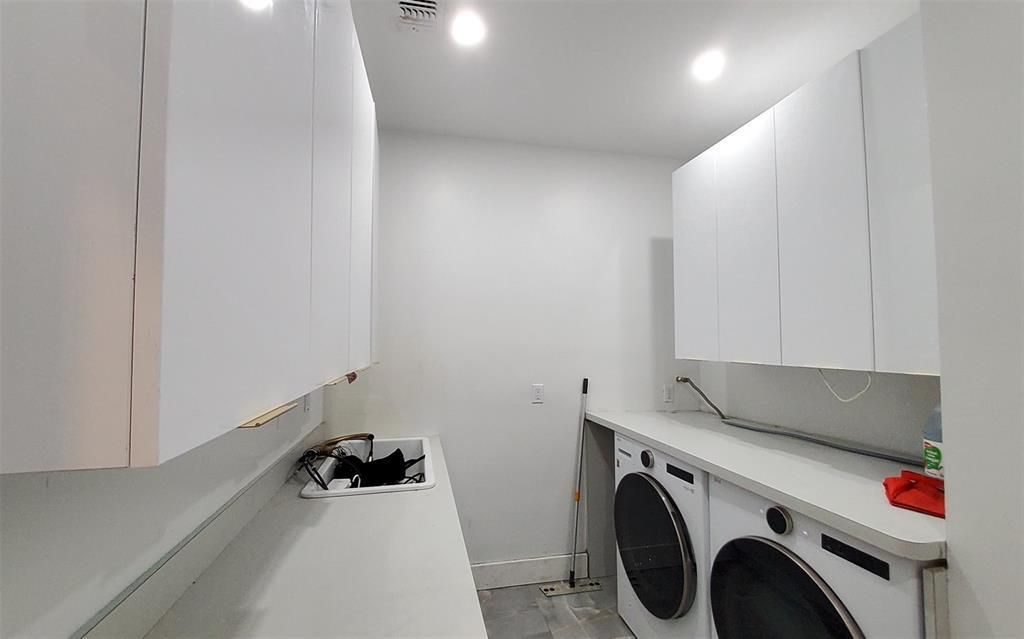 Interior, Recessed Lighting, Washer