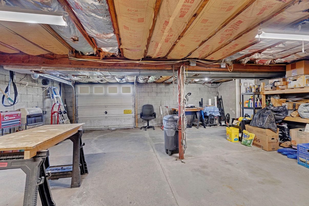 Garage, Interior, Stone Walls