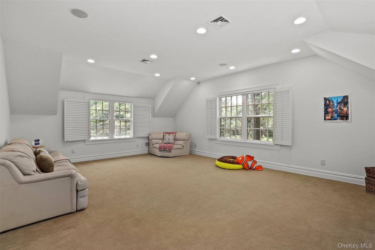 Fitness Equipment, Interior, Living room, Recessed Lighting
