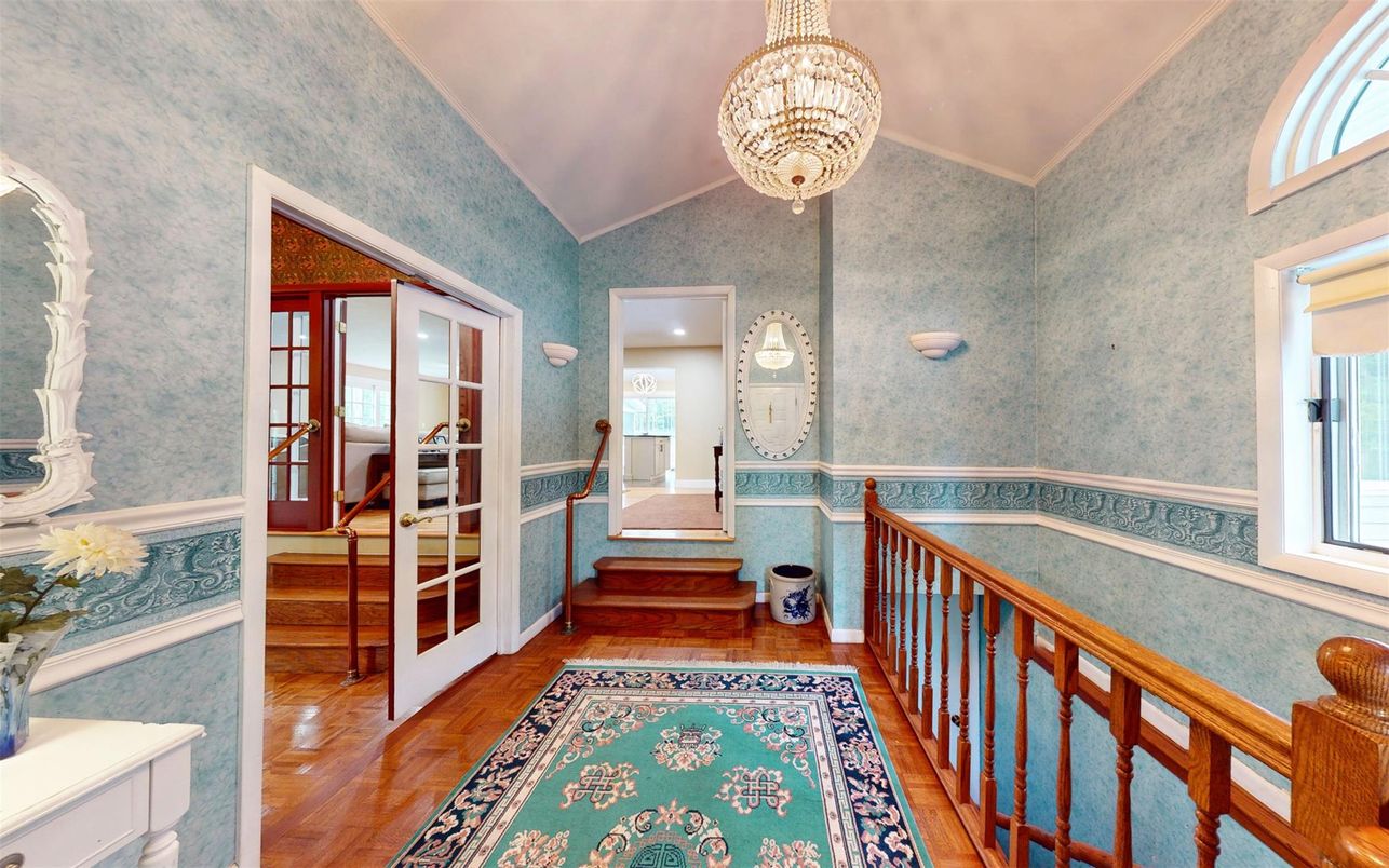 Chandelier, Interior, Recessed Lighting, Wood Texture Flooring
