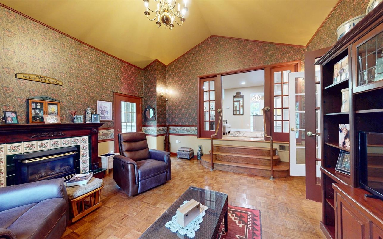 Chandelier, Fireplace, Interior, Wood Texture Flooring