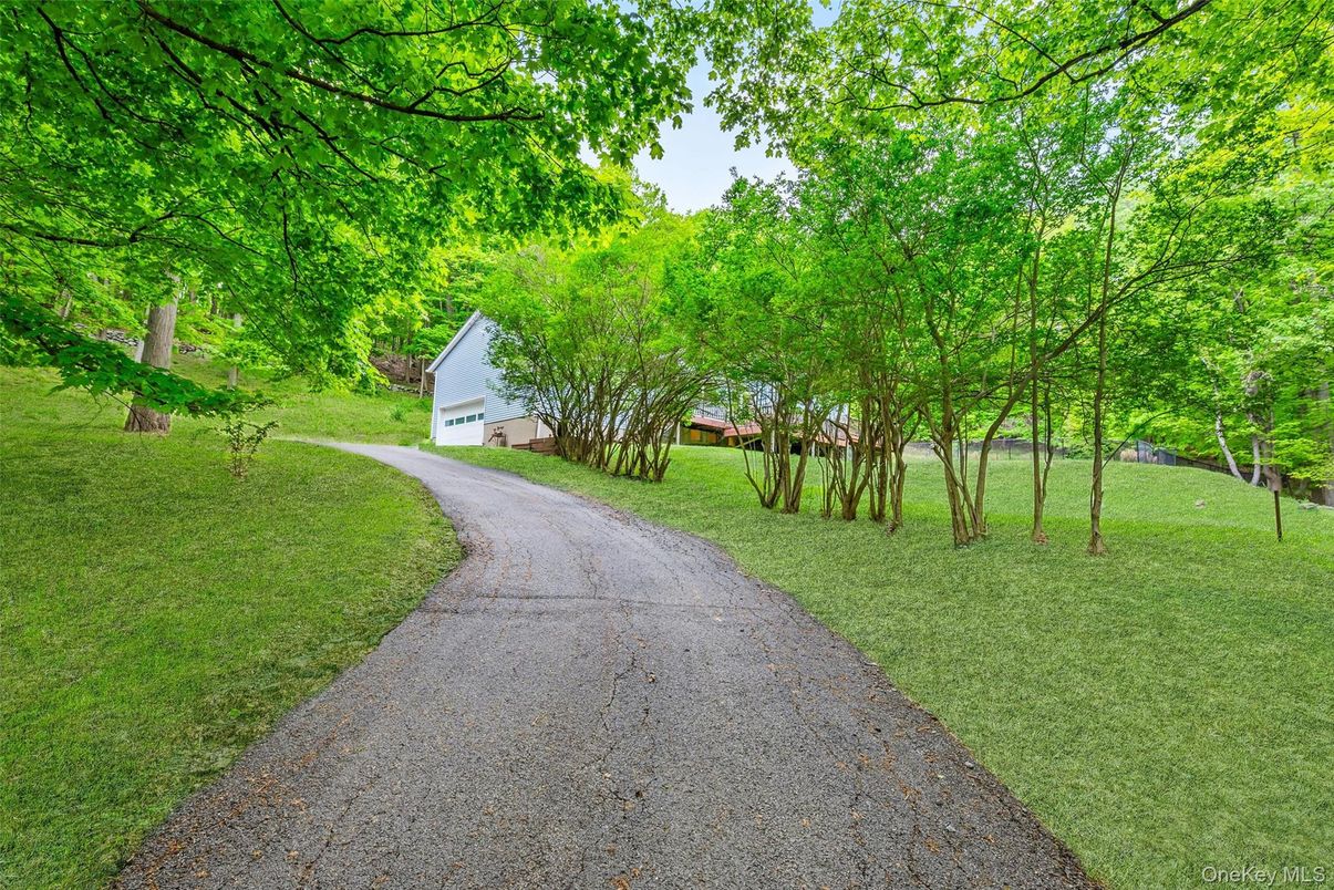Backyard, Detached Garage, Exterior