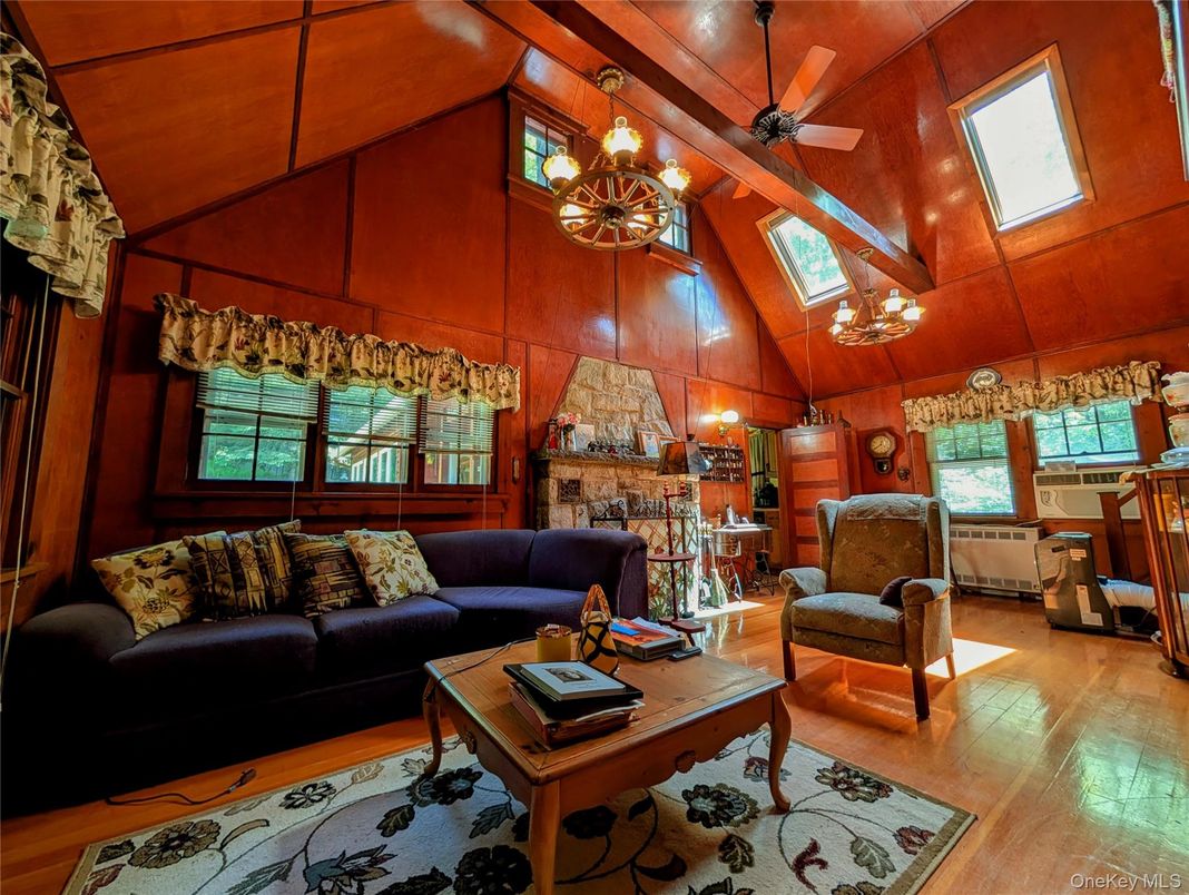 Chandelier, Interior, Living room, Wooden Ceilings, Wood Texture Flooring, Wooden Walls