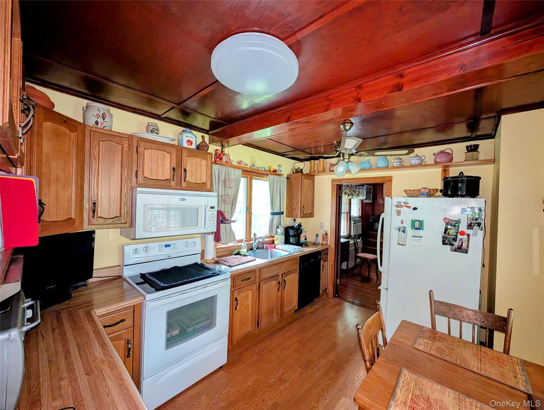 Interior, Kitchen, Wood Texture Flooring