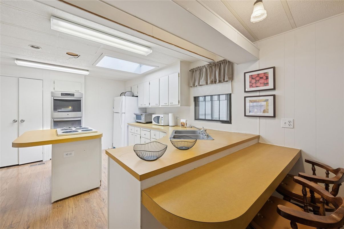 Interior, Kitchen, Wood Texture Flooring