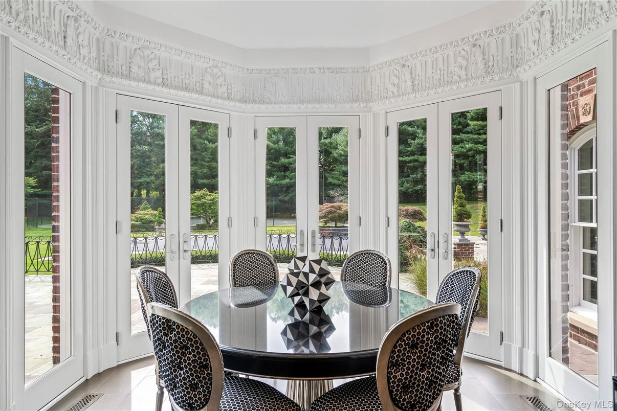 Dining room, Interior, Sun Room