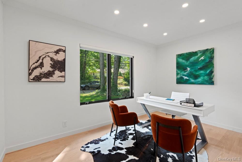 Home Office, Interior, Recessed Lighting, Wood Texture Flooring