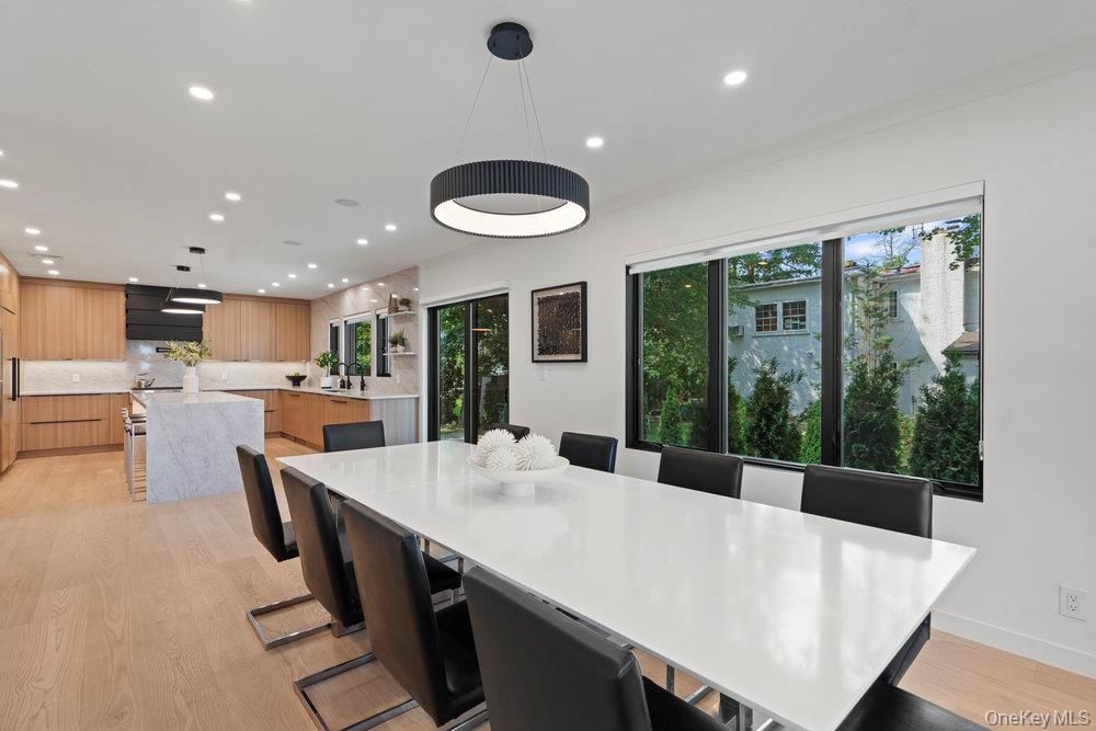 Dining room, Interior, Kitchen, Pendant Lights, Recessed Lighting, Wood Texture Flooring