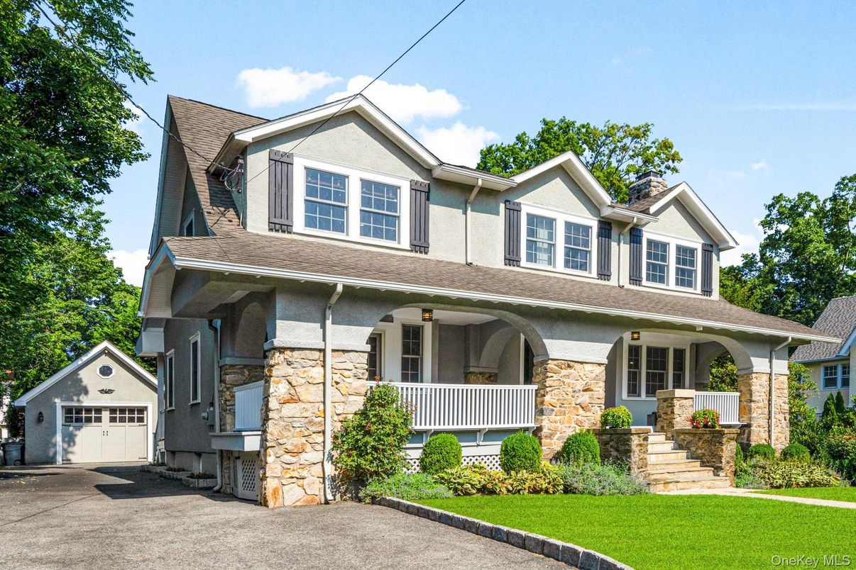 Detached Garage, Exterior, Facade, Queen Anne Victorian