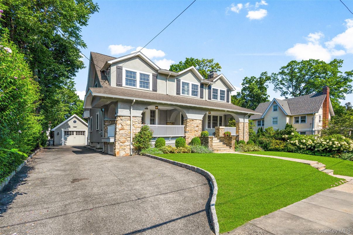 Detached Garage, Exterior, Facade, Queen Anne Victorian