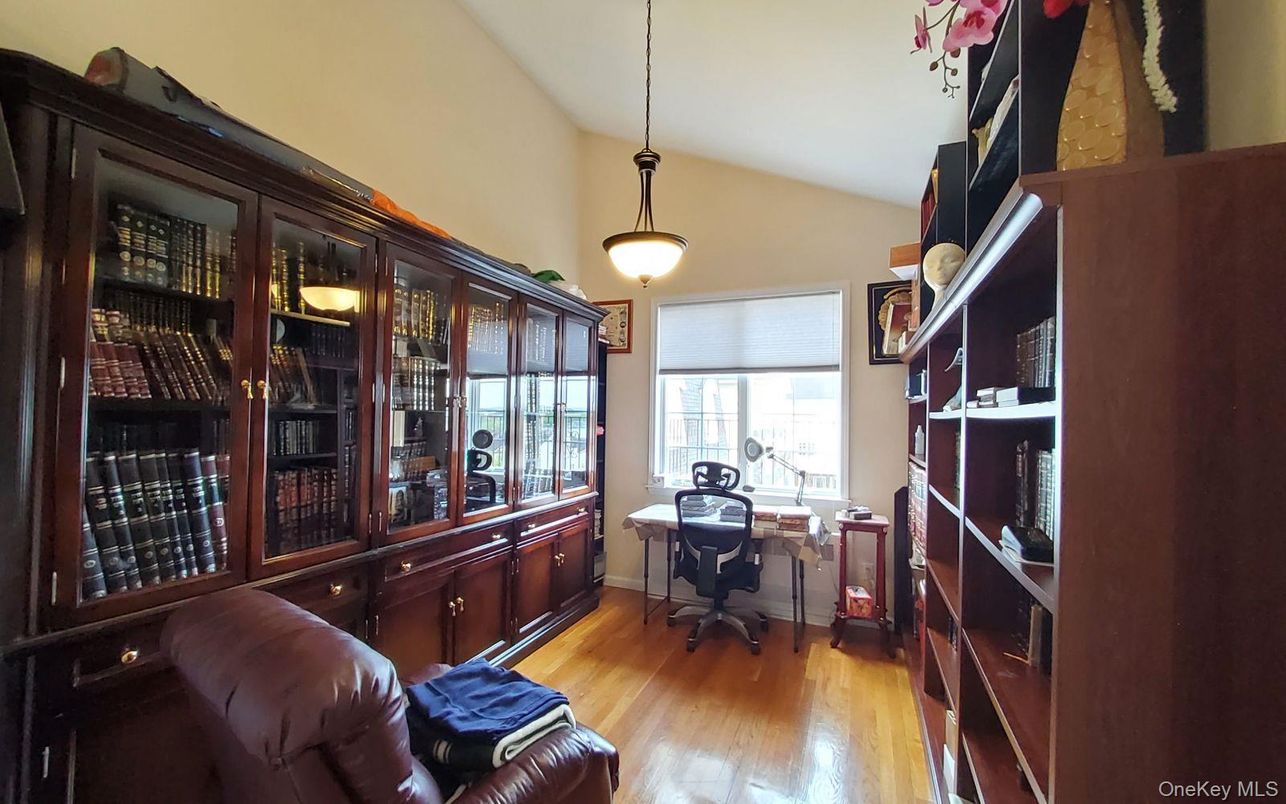 Home Office, Interior, Pendant Lights, Wood Texture Flooring
