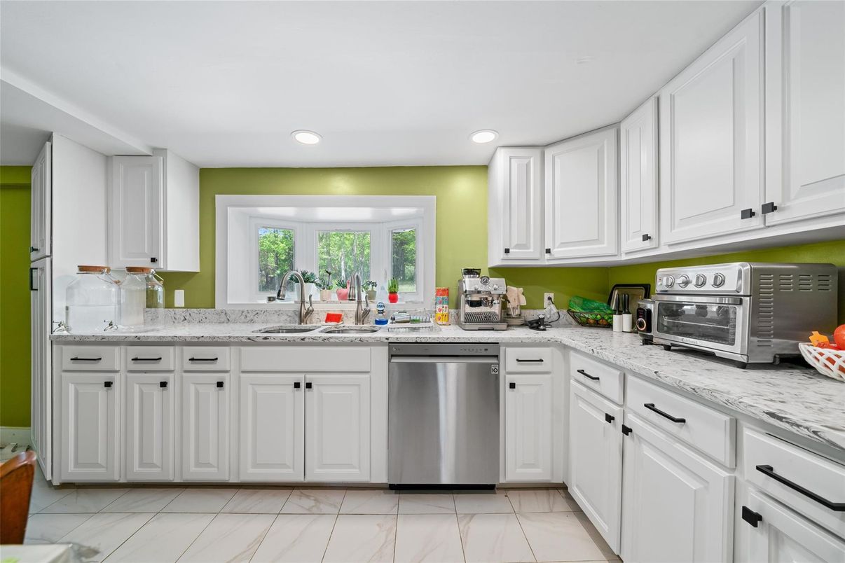 Interior, Kitchen, Marble, Recessed Lighting, Stainless Steel Appliances