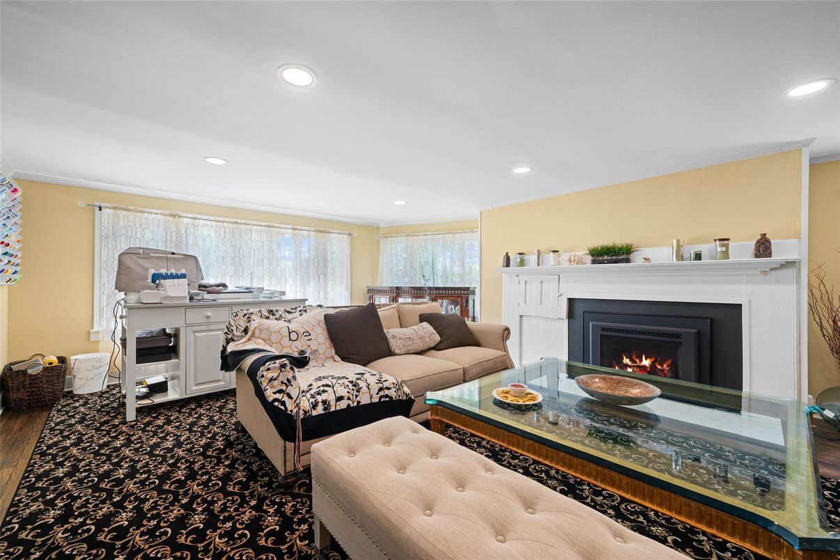 Fireplace, Interior, Living room, Recessed Lighting, Wood Texture Flooring