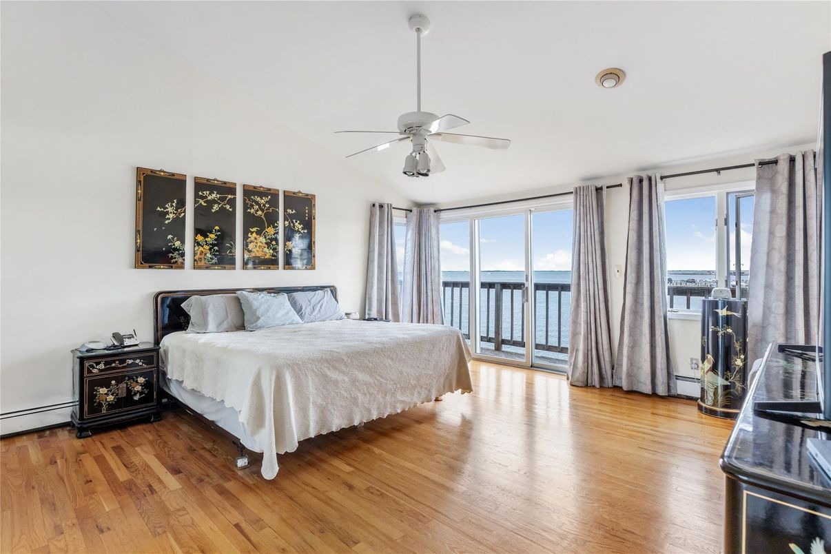 Bedroom, Interior, Water, Wood Texture Flooring