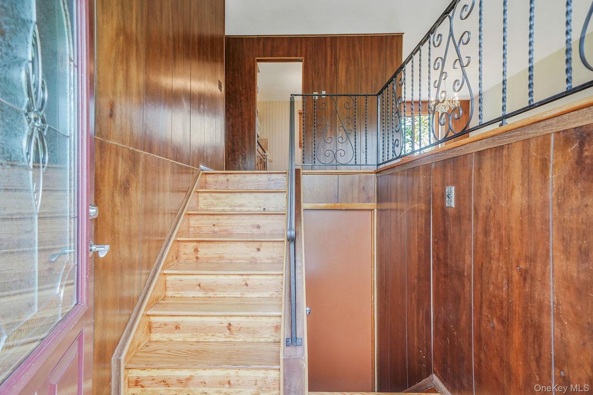 Interior, Wooden Walls