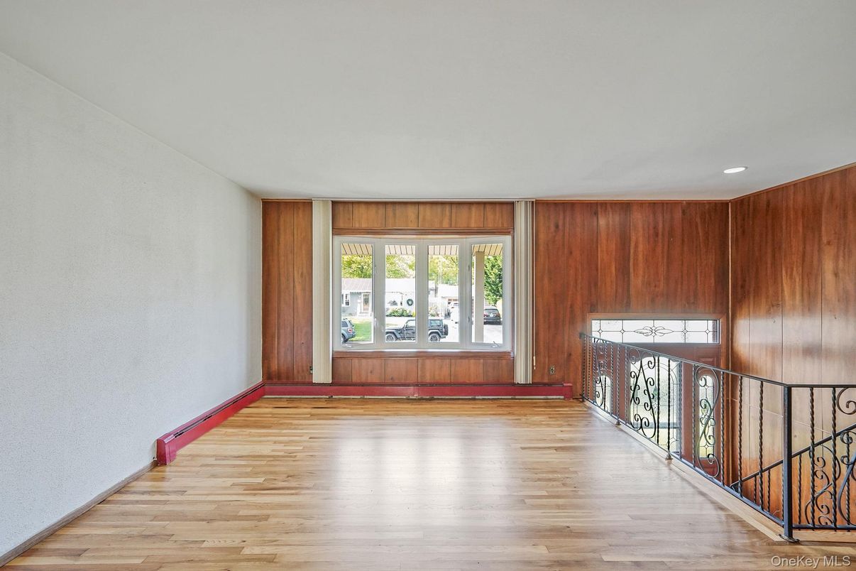 Interior, Recessed Lighting, Wood Texture Flooring, Wooden Walls