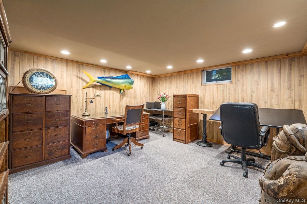 Home Office, Interior, Recessed Lighting, Wooden Walls