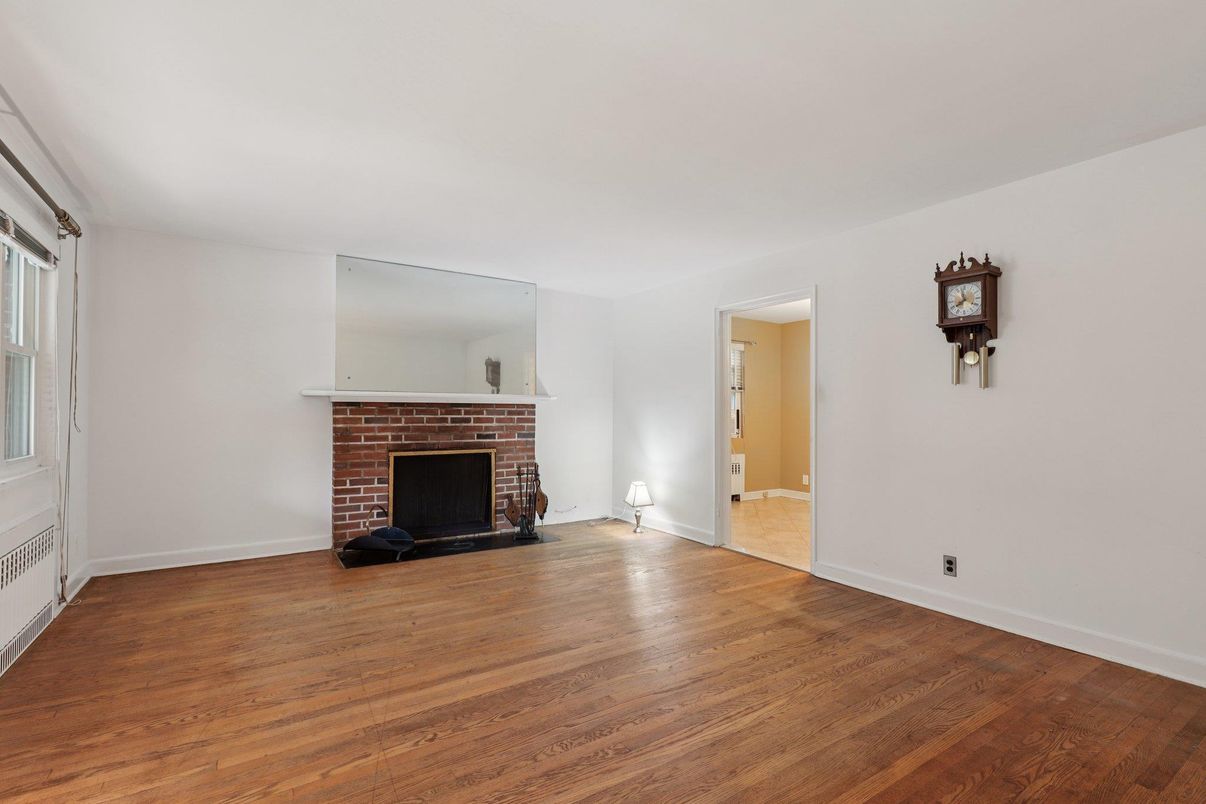 Empty room, Fireplace, Interior, Wood Texture Flooring