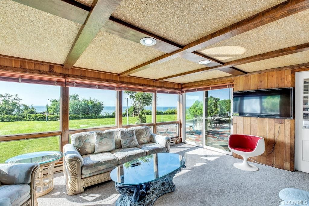 Interior, Living room, Recessed Lighting, Sun Room, Water, Wooden Beams, Wooden Walls