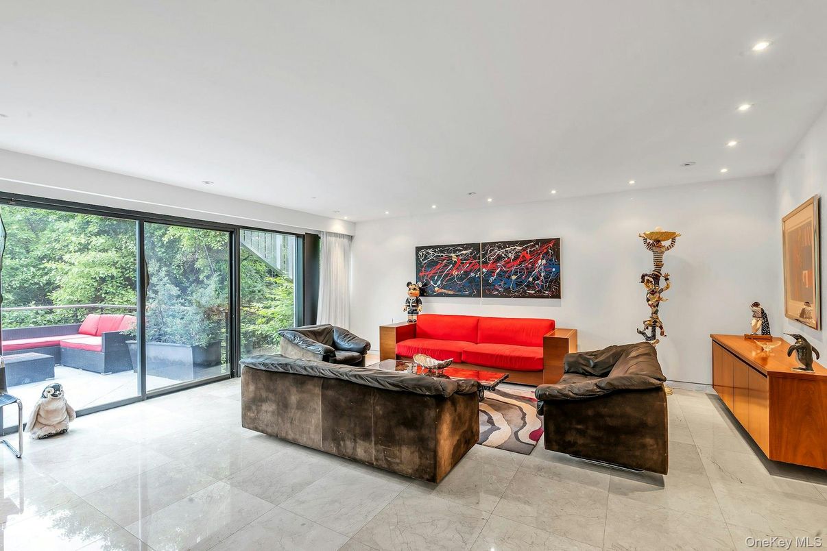 Interior, Living room, Recessed Lighting