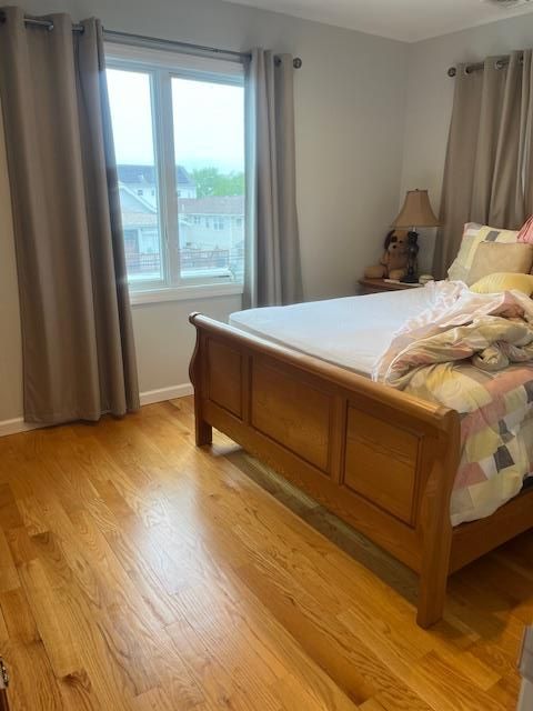 Bedroom, Interior, Water, Wood Texture Flooring