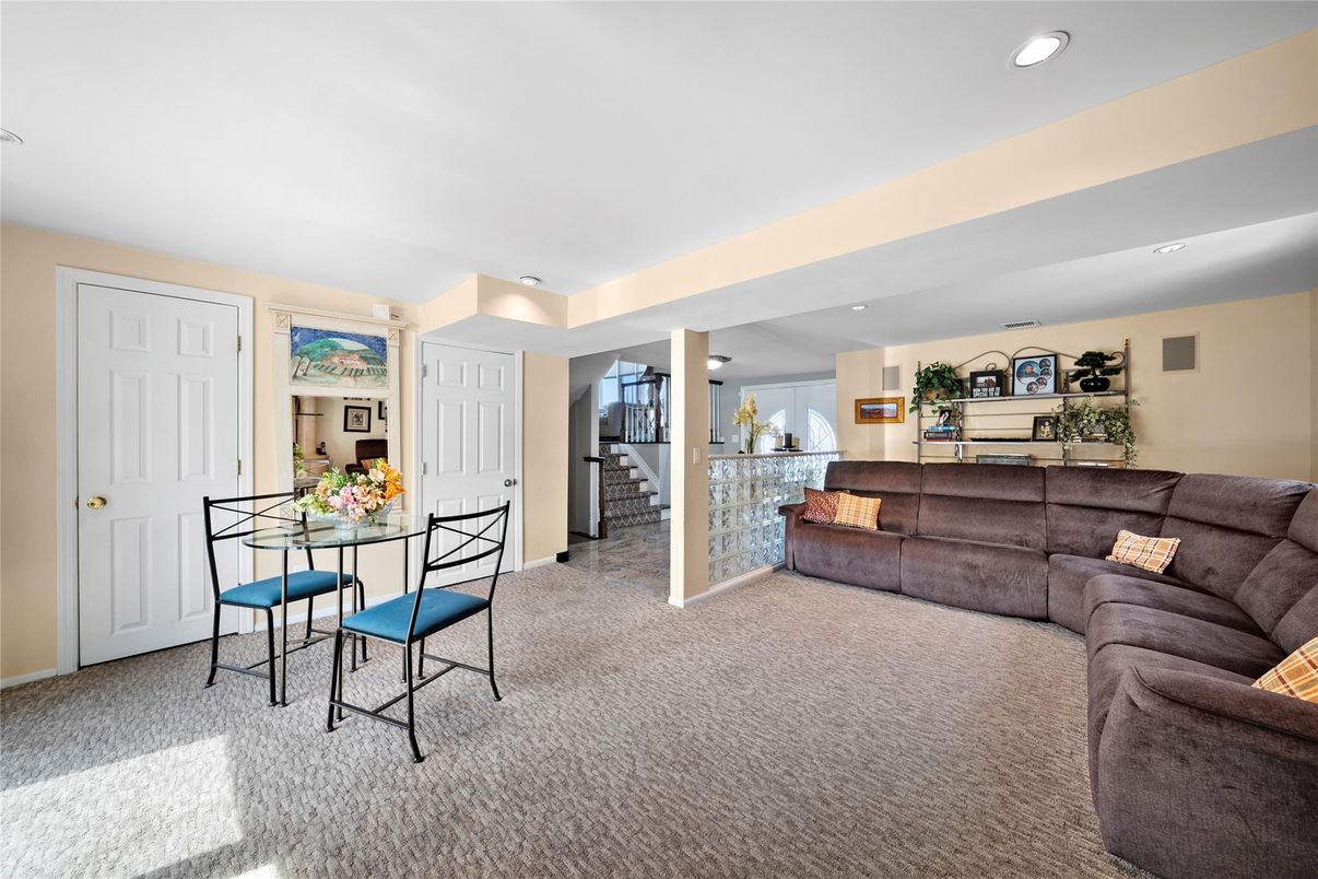 Interior, Living room, Recessed Lighting