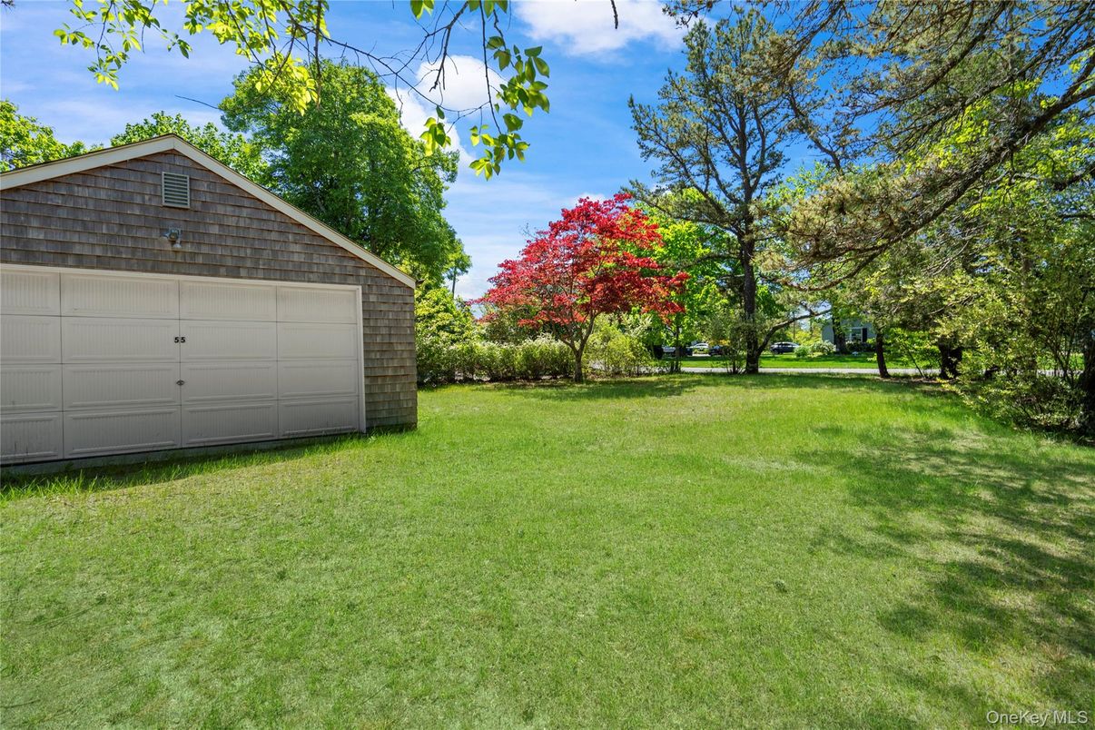 Backyard, Detached Garage, Exterior