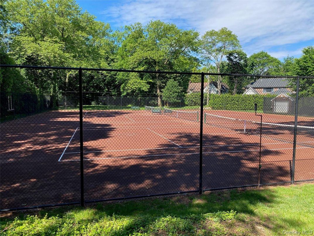 Exterior, Tennis Courts