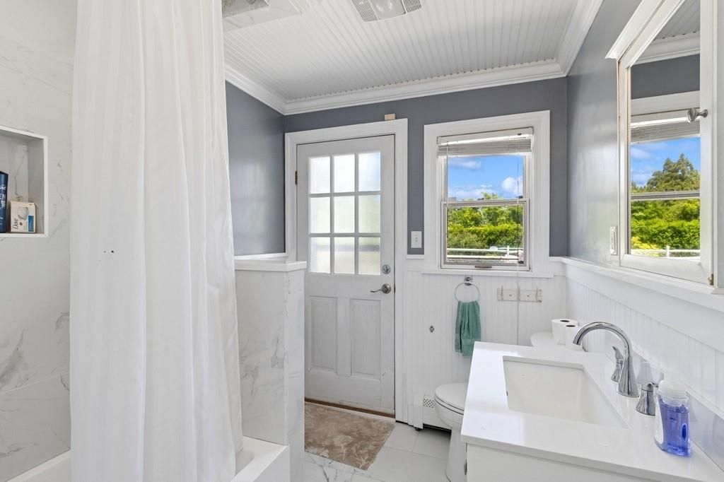 Bathroom, Interior, Marble, Marble Walls