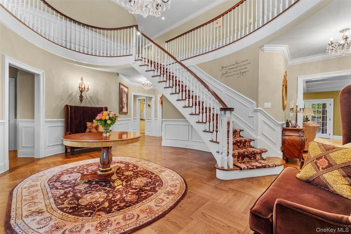Chandelier, Interior, Wood Texture Flooring