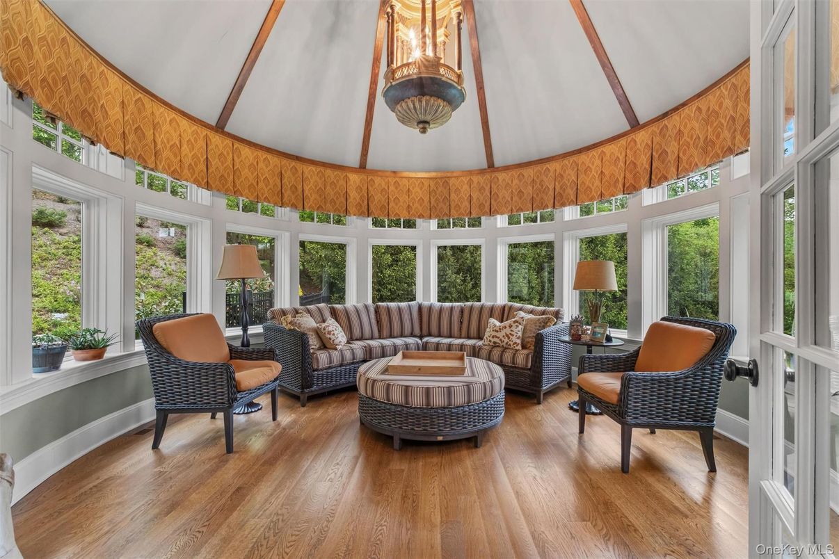 Interior, Living room, Sun Room, Wood Texture Flooring