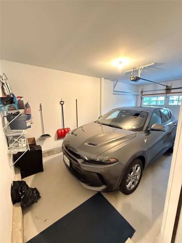 Garage, Interior