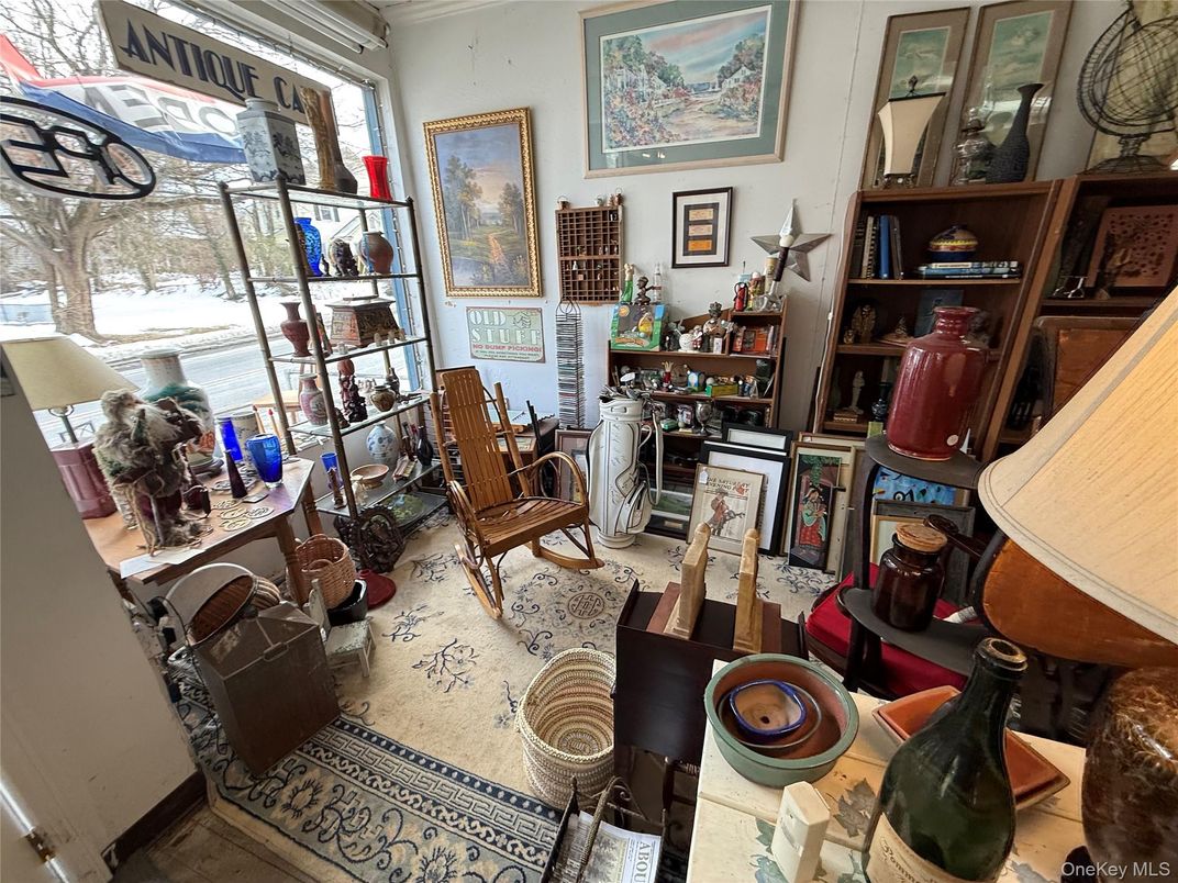 Dining room, Interior