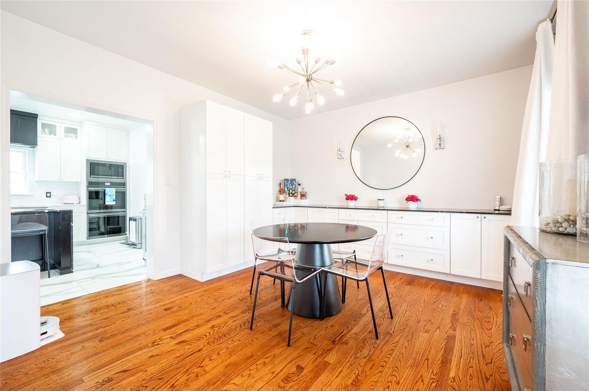 Dining room, Interior, Kitchen, Pendant Lights, Wood Texture Flooring