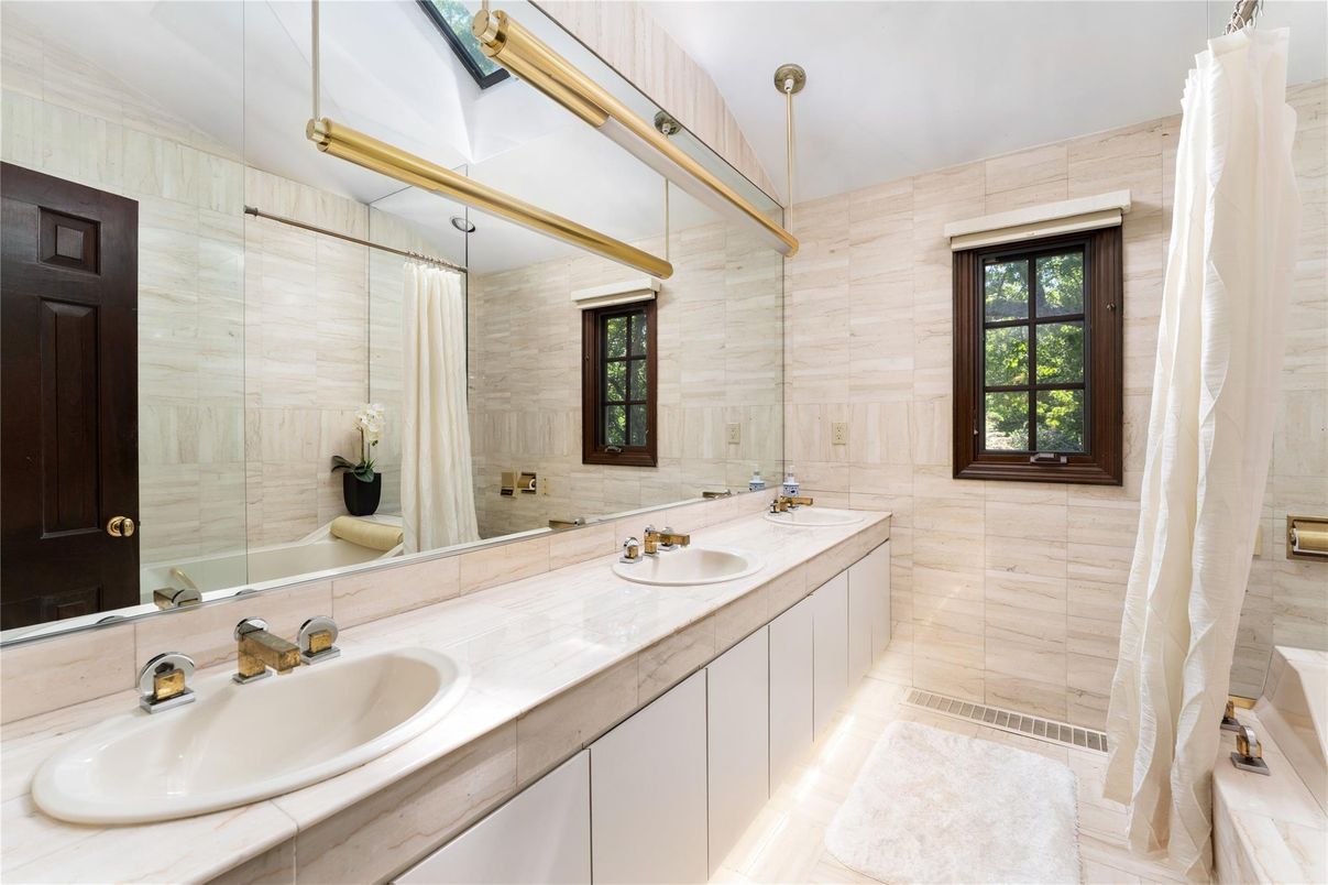 Bathroom, Dual Sink Vanities, Glass Shower, Interior