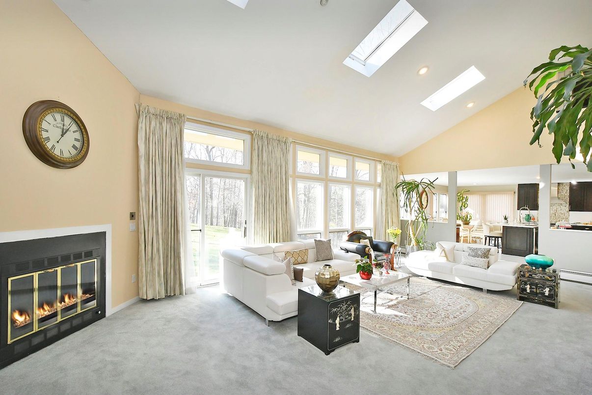Fireplace, Interior, Living room, Recessed Lighting