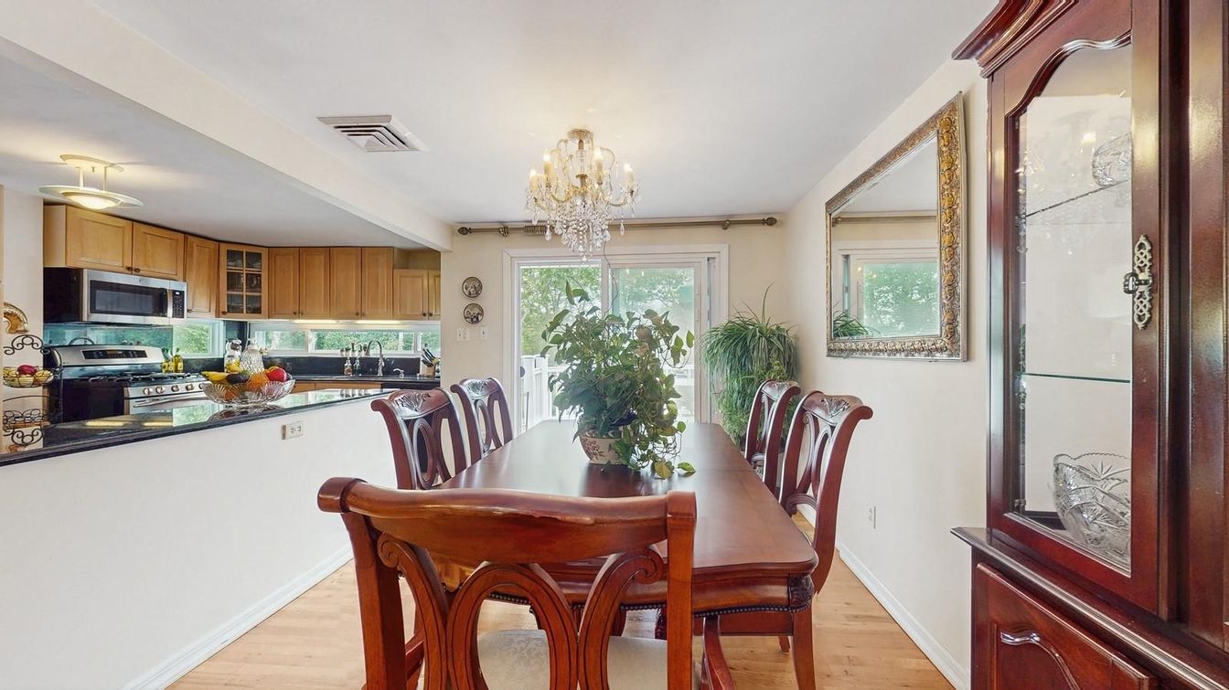 Chandelier, Dining room, Interior, Kitchen, Wood Texture Flooring