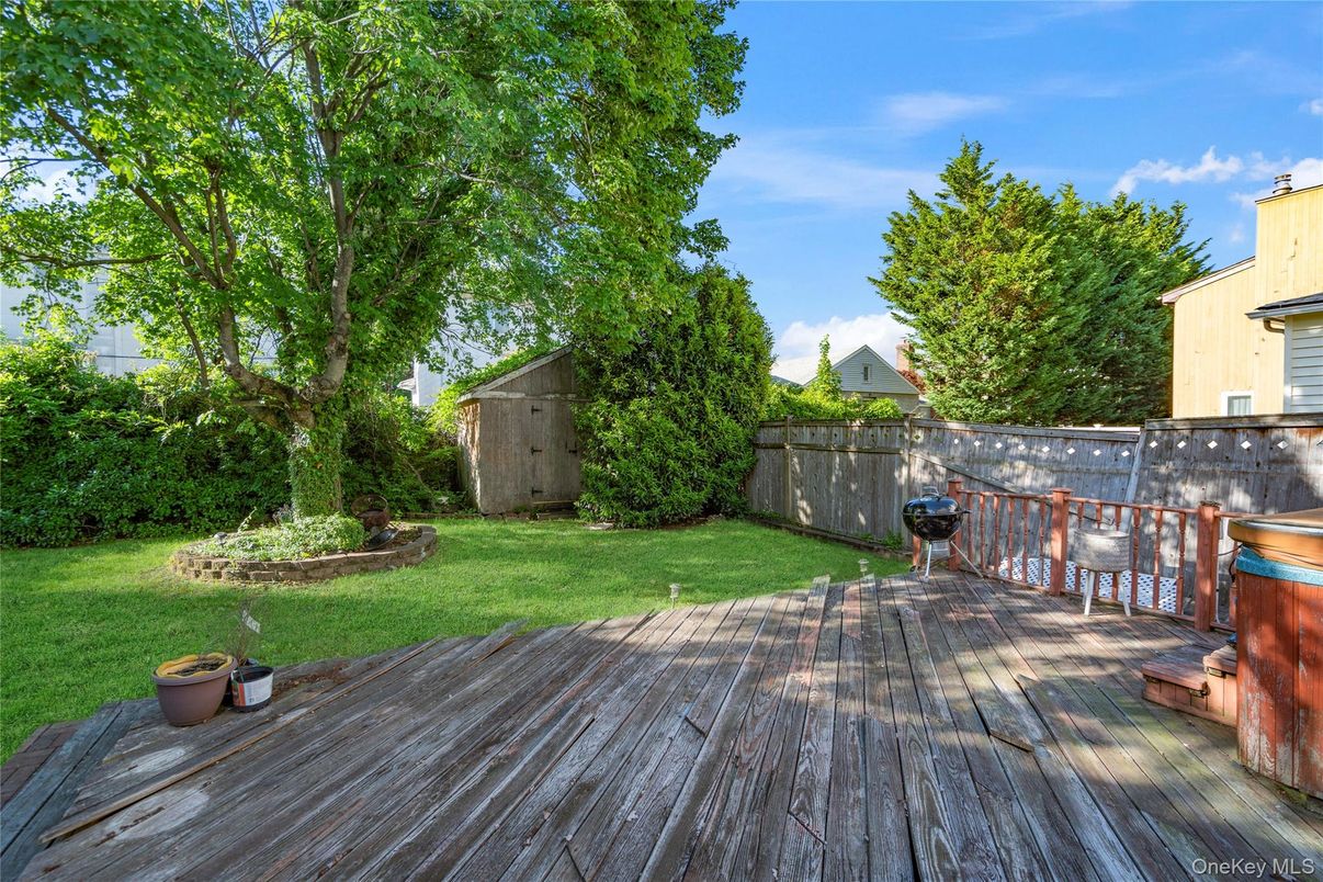 Backyard, Exterior, Hot Tub