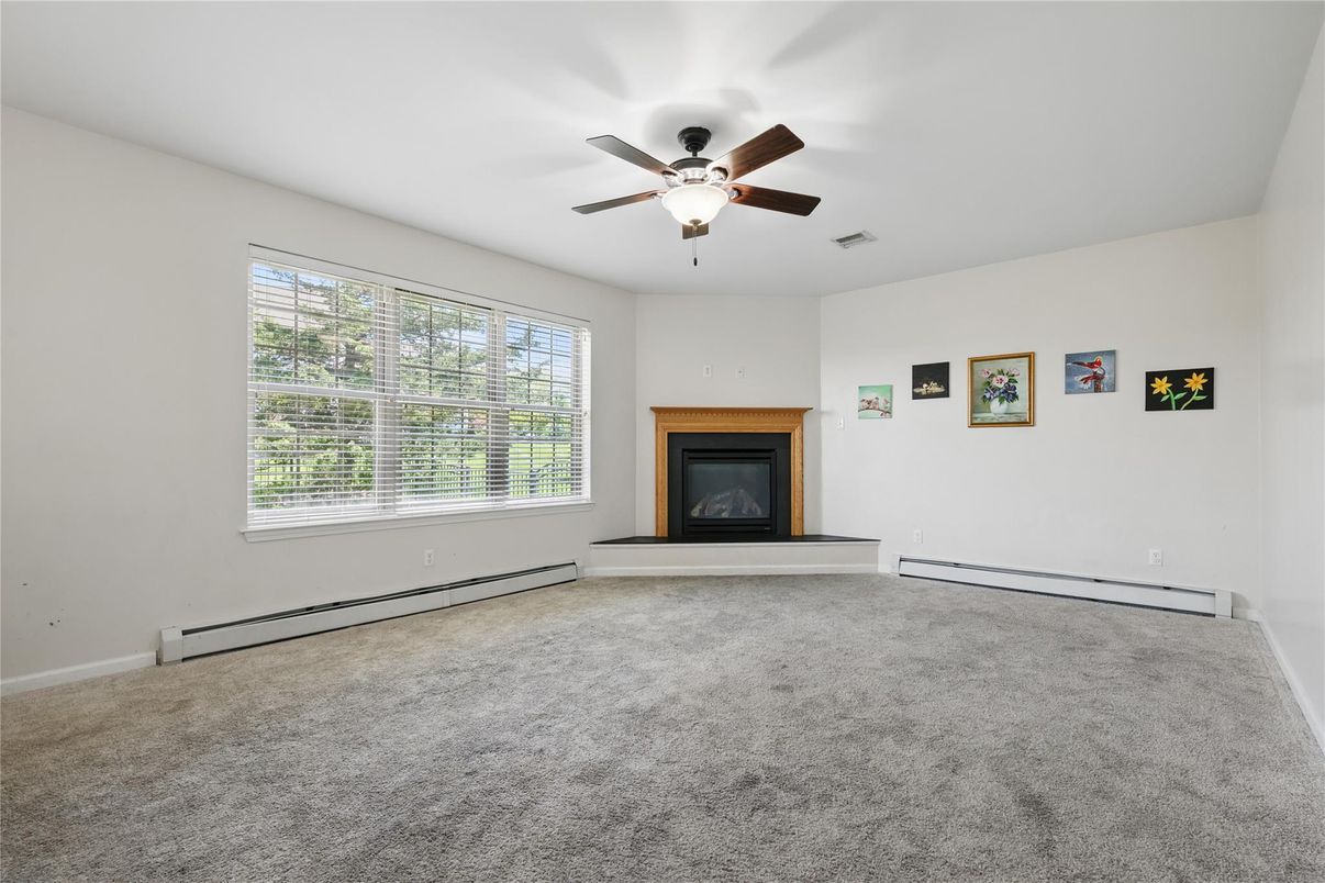 Empty room, Fireplace, Interior