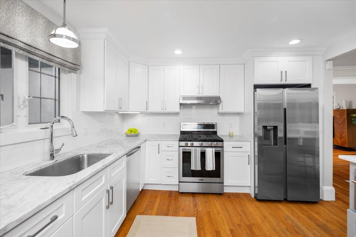 Interior, Kitchen, Pendant Lights, Recessed Lighting, Stainless Steel Appliances, Wood Texture Flooring