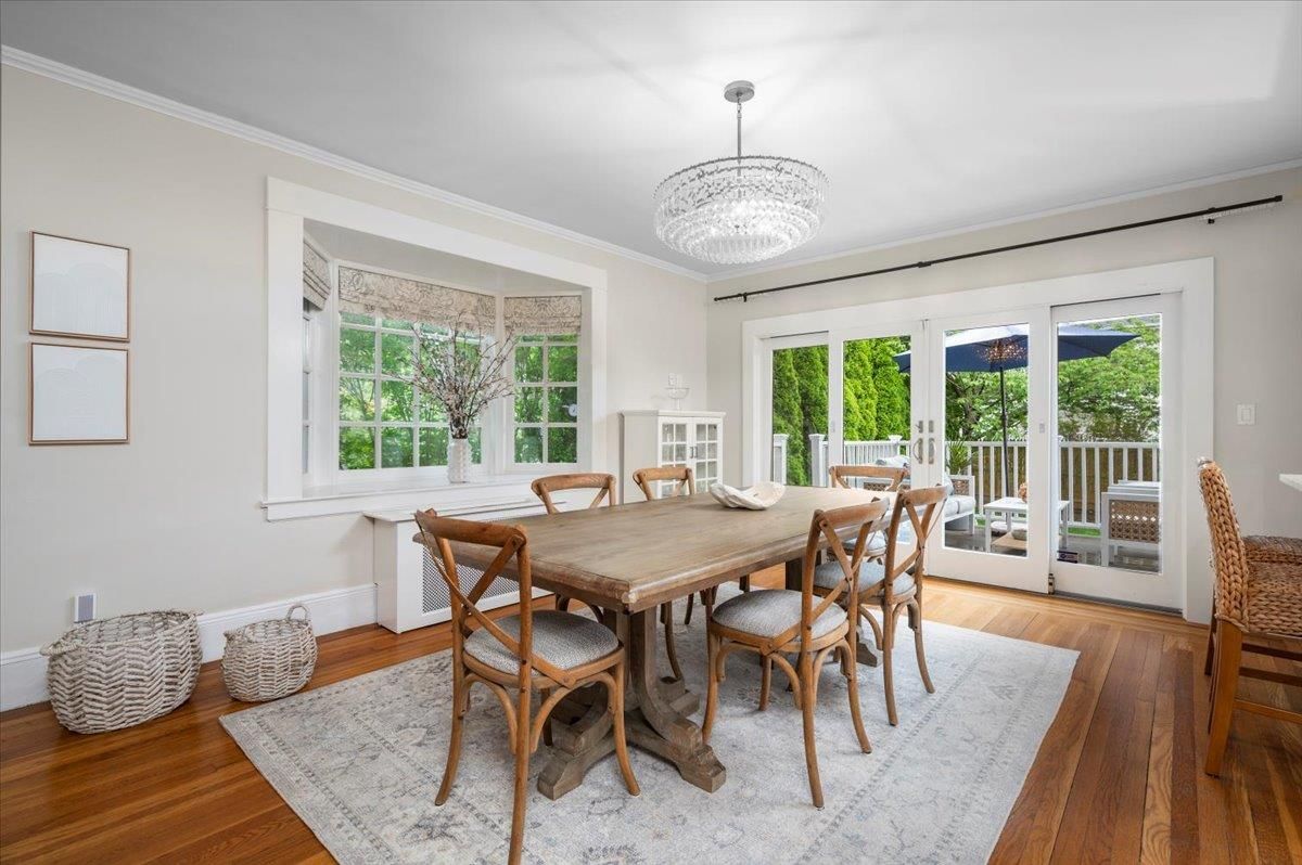 Chandelier, Dining room, Interior, Wood Texture Flooring