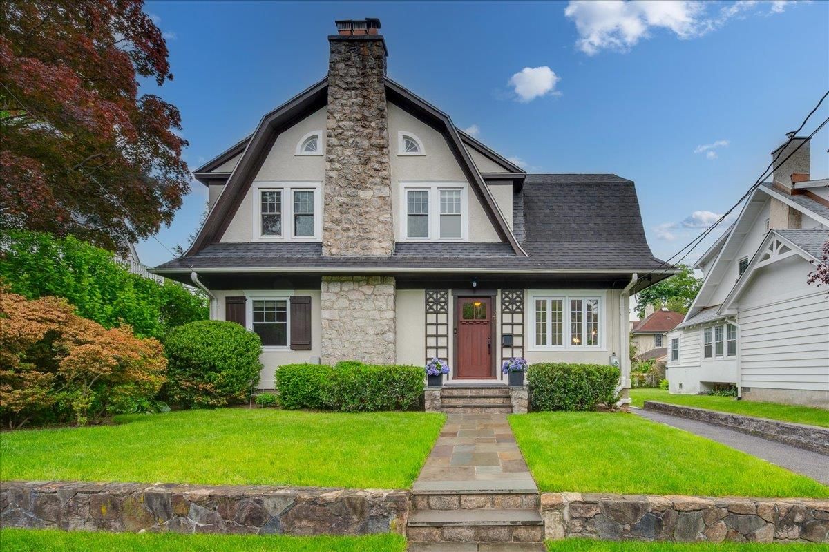 Exterior, Facade, Tudor Revival