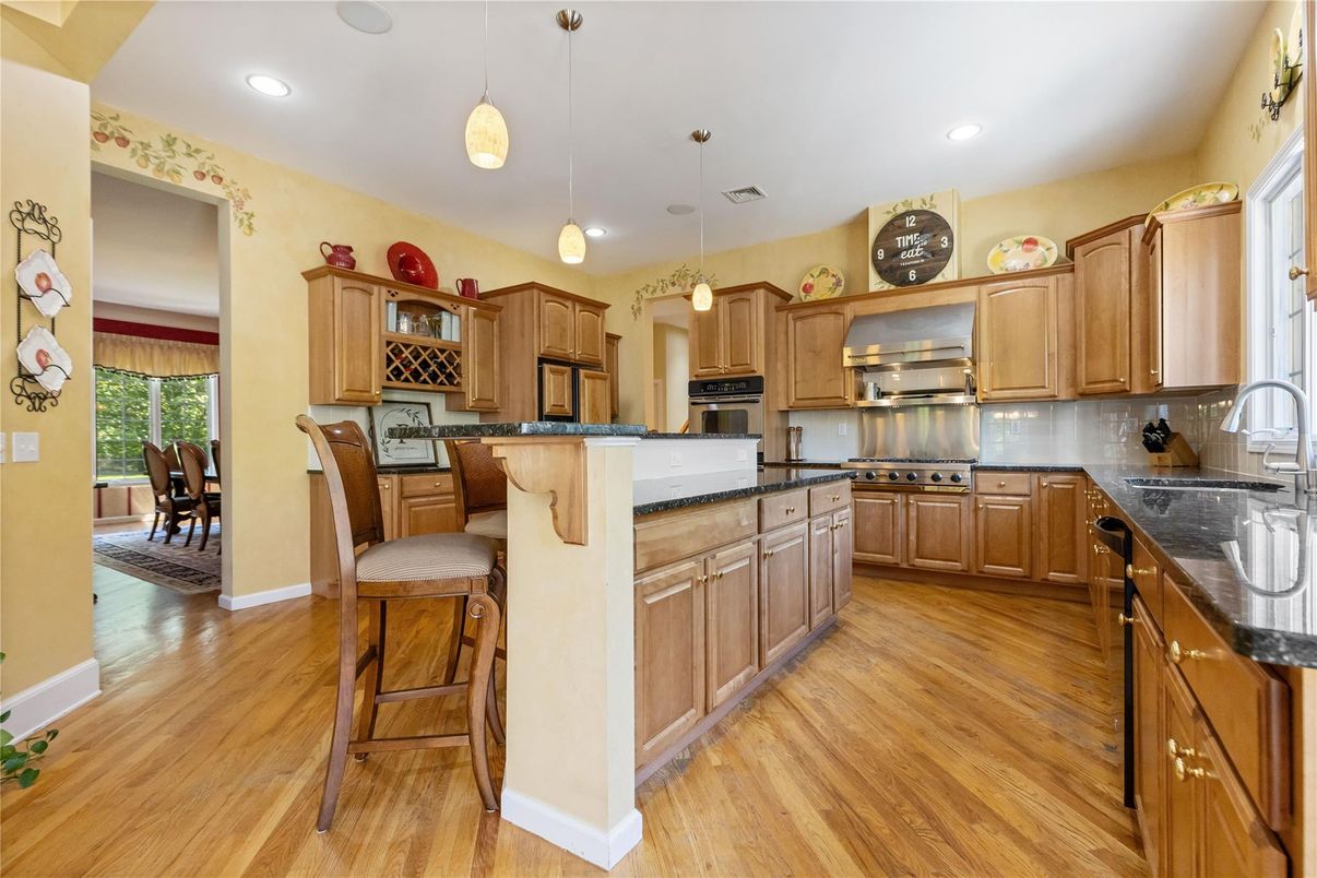 Interior, Kitchen, Pendant Lights, Recessed Lighting, Wood Texture Flooring