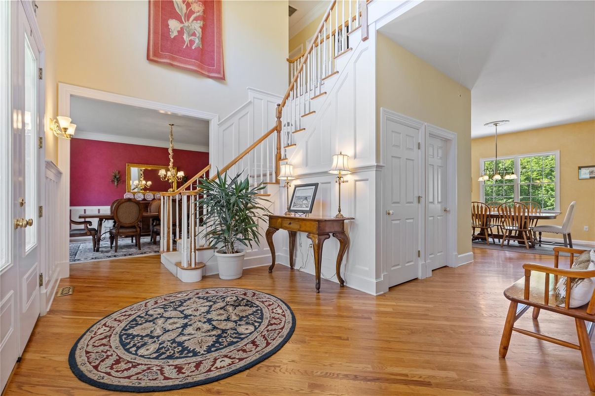 Chandelier, Dining room, Interior, Wood Texture Flooring